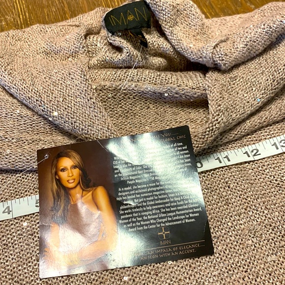 New Rose Gold Sequin Off Shoulder Eye Catching Sweater Medium - Picture 8 of 10